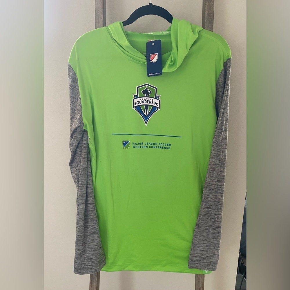 NWT - Seattle Sounders FC Fanatic’s Hoodie - Size Medium